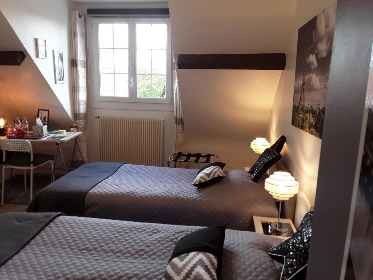 Bed and Breakfast Clos Du Bourg Saint-Cyr-en-Val Екстер'єр фото
